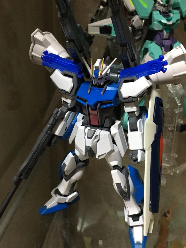 最後に制作途中のフルバーニアン風ストライカーで。一応コンセプトがコズミックイラの宇宙世紀装備ってコンセプトなので今後アップグレードしていこうと思っています。