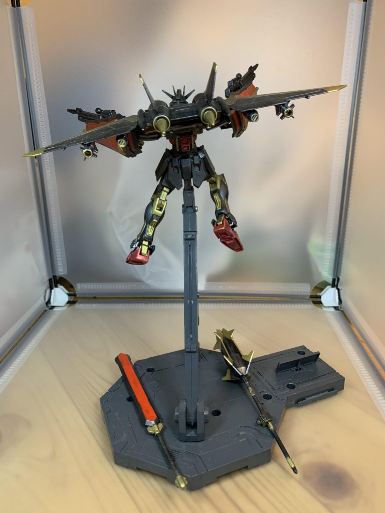 ストライクガンダム–4枚目/制作者：@gunma_mukodono