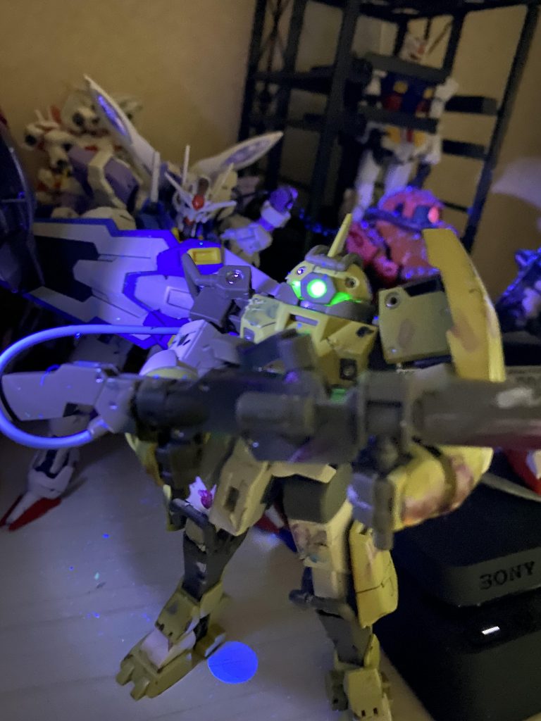 発光パーツは素晴らしい👏