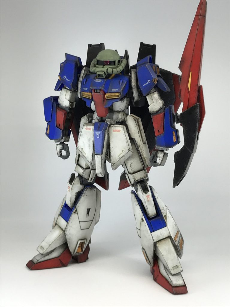 おまけで頭部をザクに替えてゼータザクでパシャリ!!