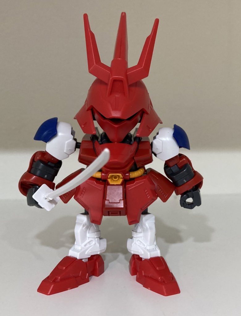 一番最初の写真びっくりするくらいカッコ悪い