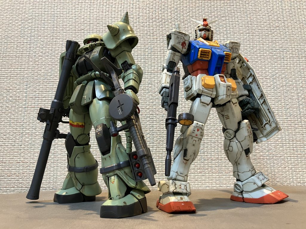 同時期に作成したMGガンダムと。
