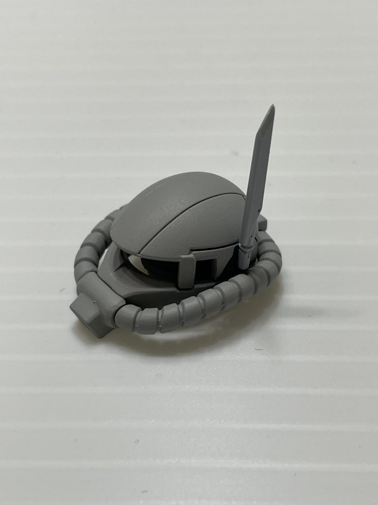 特徴的なアンテナは、ビルダーズパーツを使って加工しました。