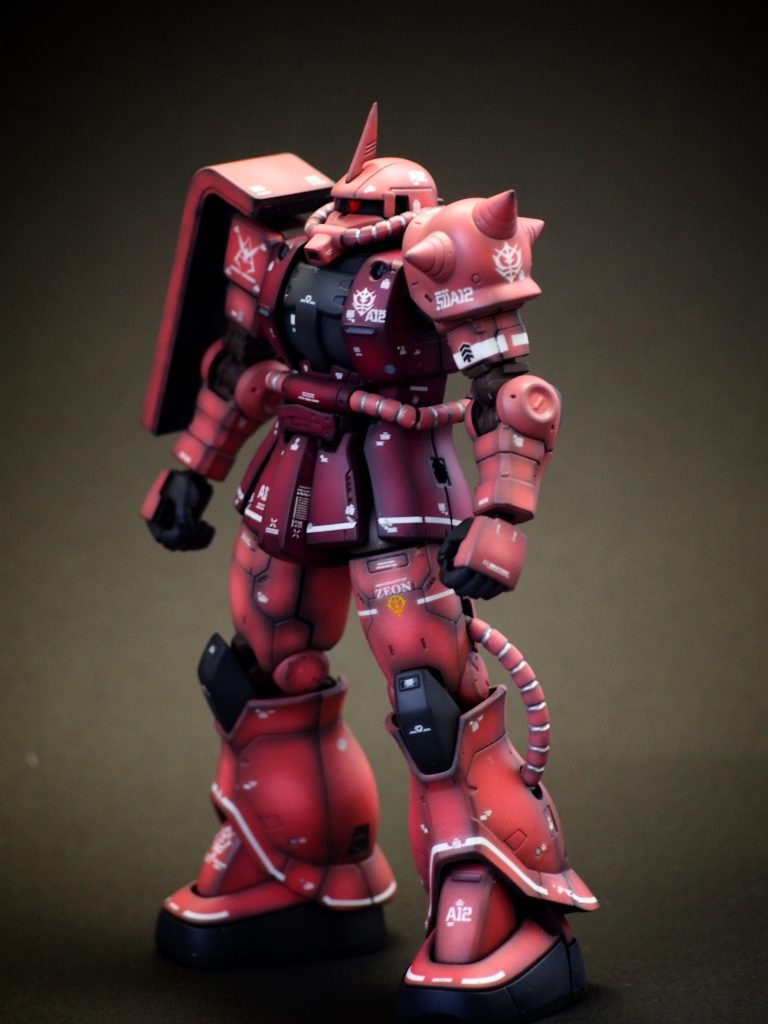 作成し始めたのは4年前でしたが、シャビシャビの塗料を少しずつ吹き掛けるのはかなりのストレスで、当時の自分には合わないと思い、未来の自分に託すべく箱にしまっていました。