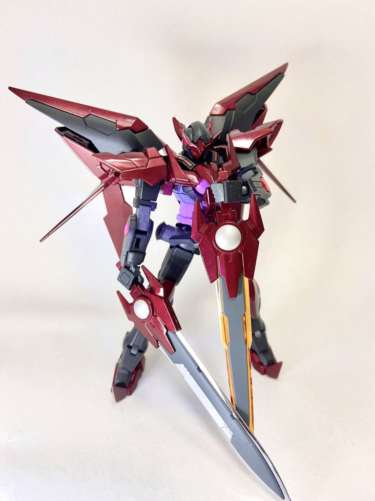 赤をキャンディ塗装、そのほかはマットな仕上げにしてます。赤はもっとあざやかな色を想定してたのですが少し暗くなってしまいました。