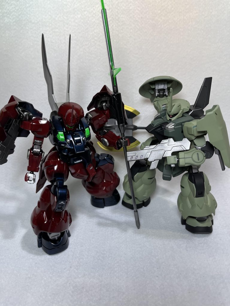 赤と緑のツーショット。