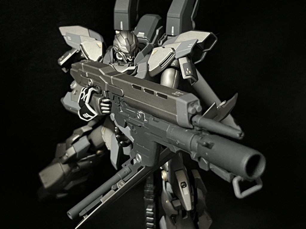 ポーズ③ライフル+バズーカ武器の合体はテンション上がりますよ！