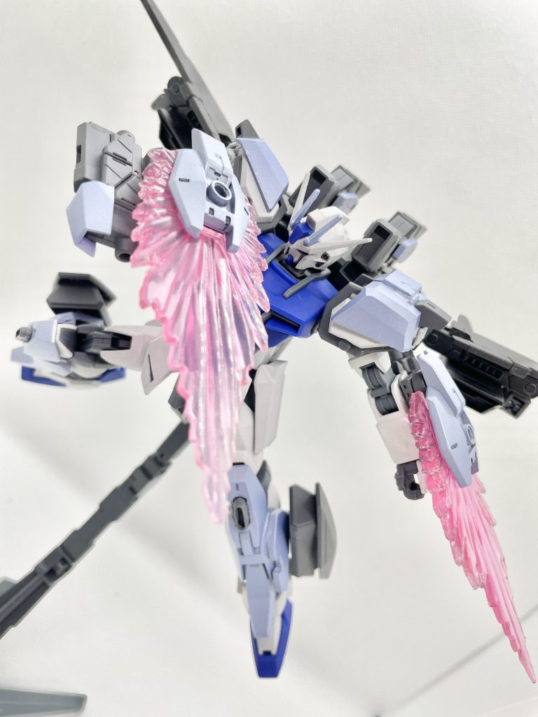 パックを付けてのブレード斬りかかり。