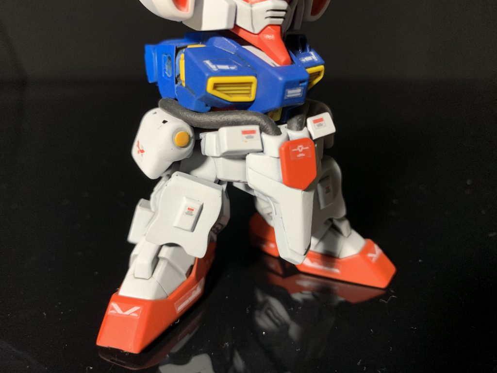 腰部のコードは、ゴムチューブを使用してみました。いいアクセントになってくれました。