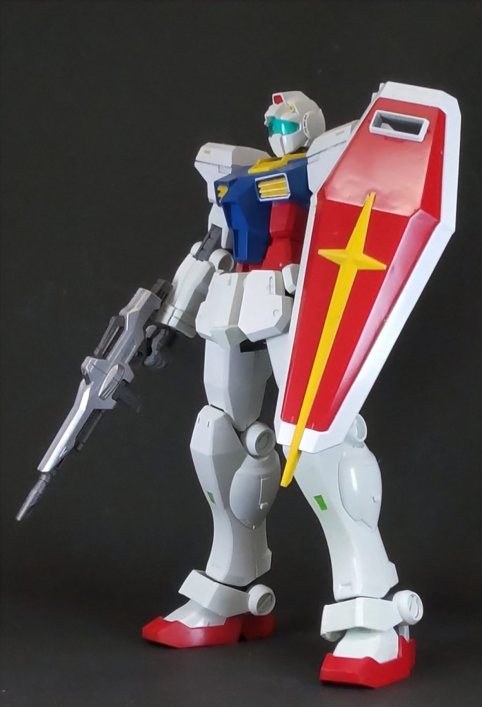 HG GM/GM ガンダムカラー–2枚目/制作者：三代目和菓子屋
