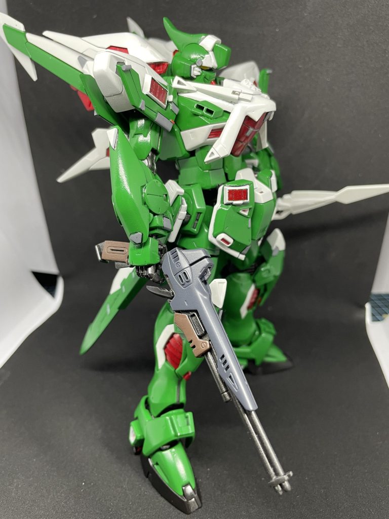 武器はX0からバタフライバスター持ってこようかと思いましたが、どうせならと自作、ビームウィンチェスターと名付けました。ブレードもプラ板で自作しました。