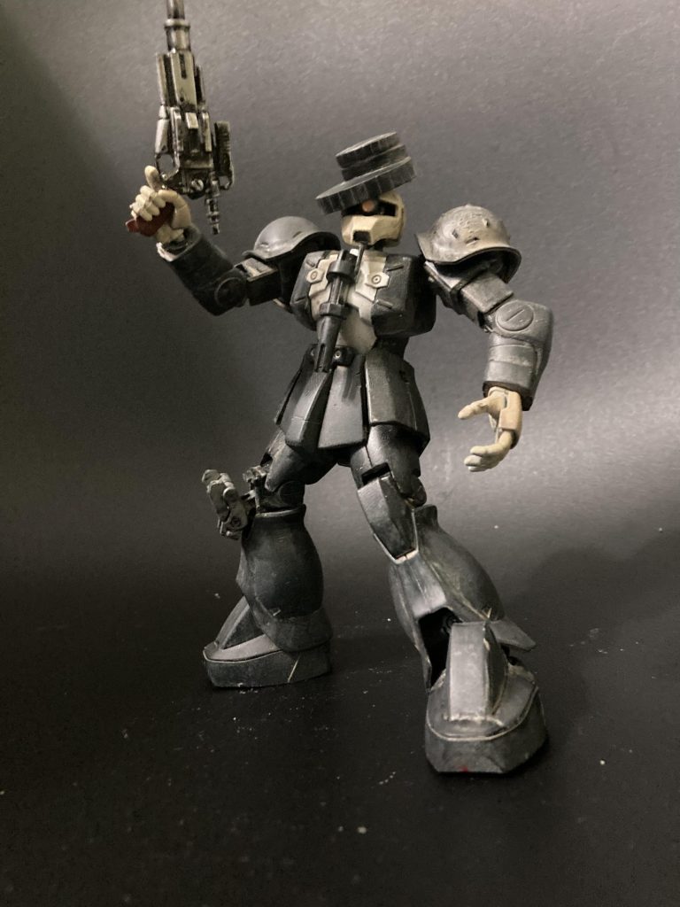 アニメキャラを無理矢理ロボットにする為、濃いウェザリングでゴマかしてﾏｽww