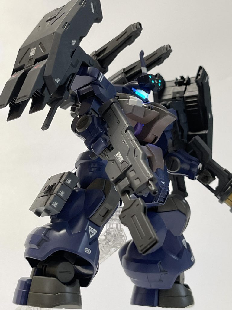 ディランザはアオリ気味の視点が似合いますね