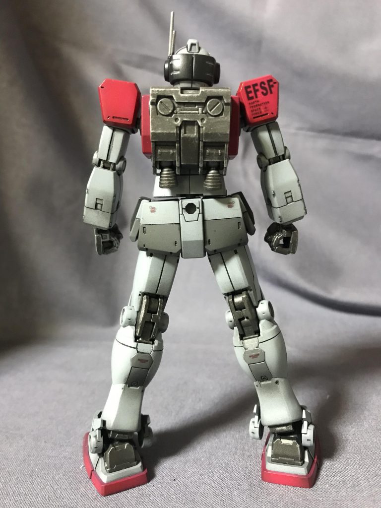 後ろ姿です。配色はあえて純正ジムのパターンにしてみました。