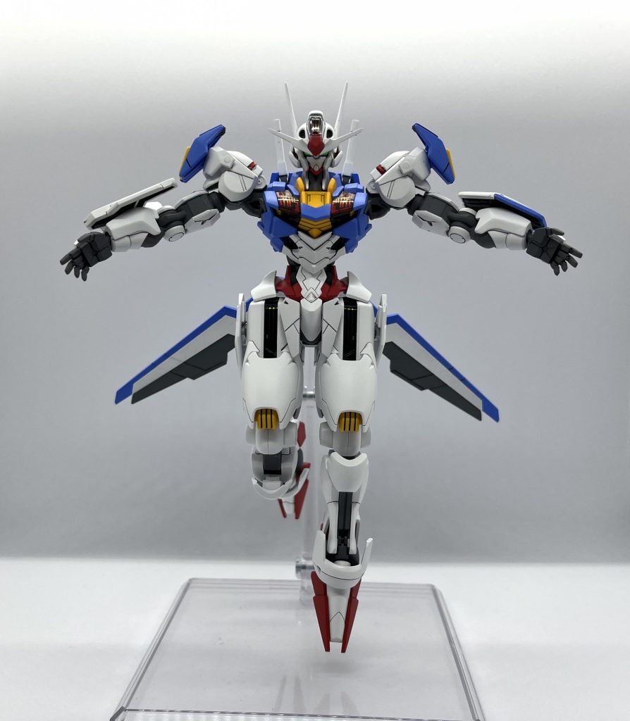 ビットオンフォーム。個人的にエアリアルはこの形態が好きです。ガンビットの裏側もエナメル塗料で塗り分けています