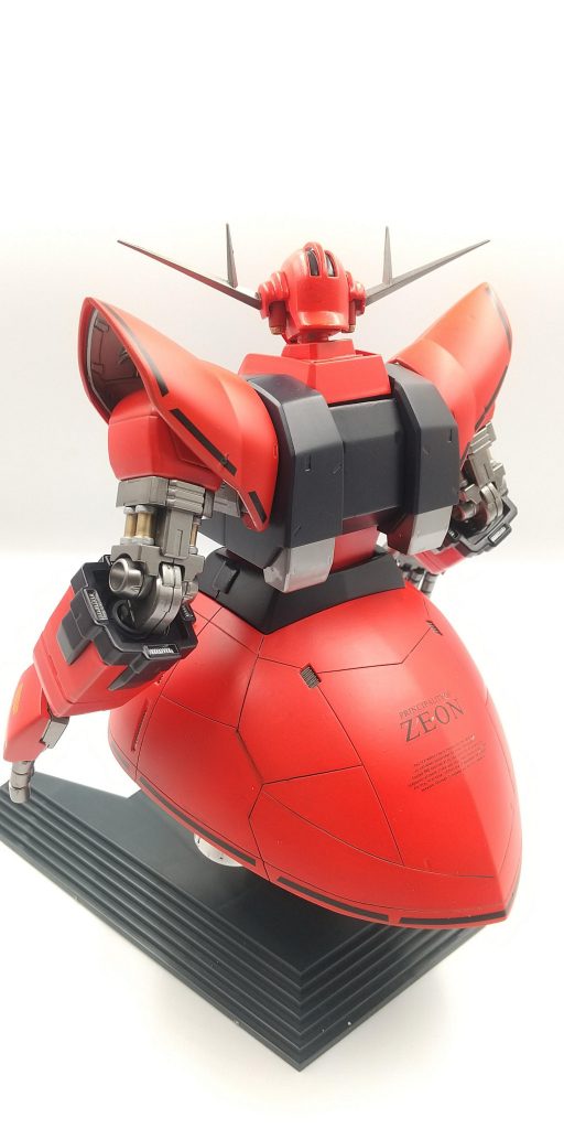 斜め後ろからです。