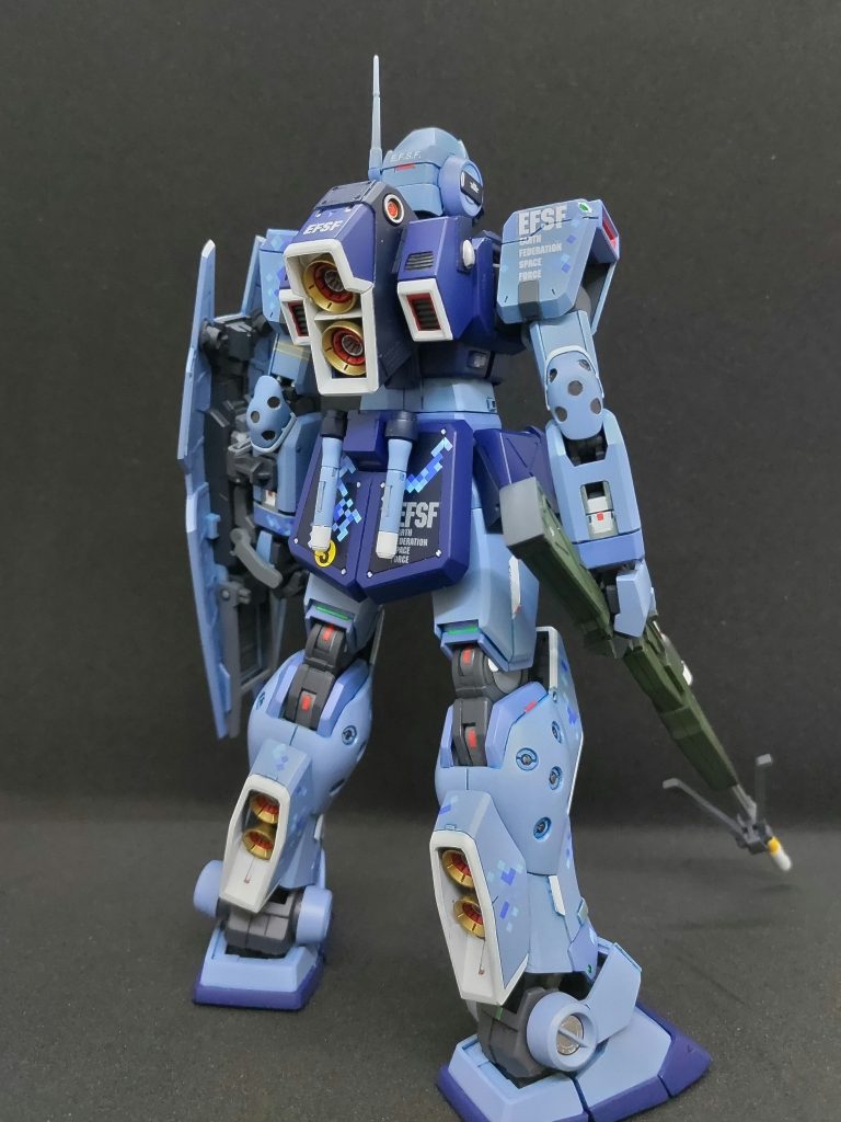 ドット迷彩の入れ方は難しいですね…