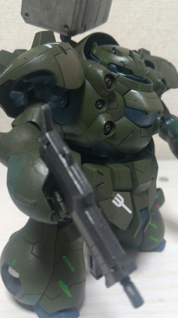 左右どちらからも斜めから見たとこがかっこいいと思います スミ入れとか見様見真似で 蛍光塗料に自分の中で流行り多分こんなじゃないだろうに使ってます