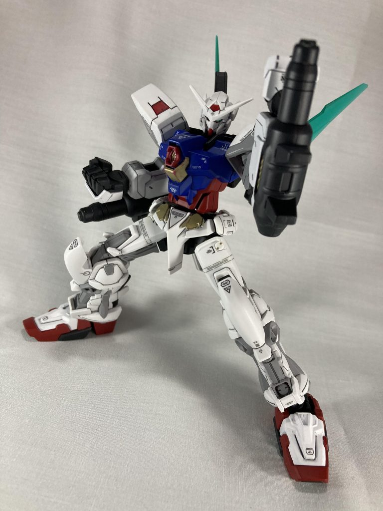 黒いパーツを回転させて