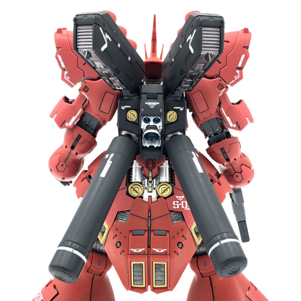 素組みのままショーケースに飾っていたのですが、今回手を入れたことで、そこそこ見れる状態にはなったのではと思います。まだまだ、素人ですが少しでも、ご覧になった方々の刺激になる作品作りを目指し、これからも精進して参ります。