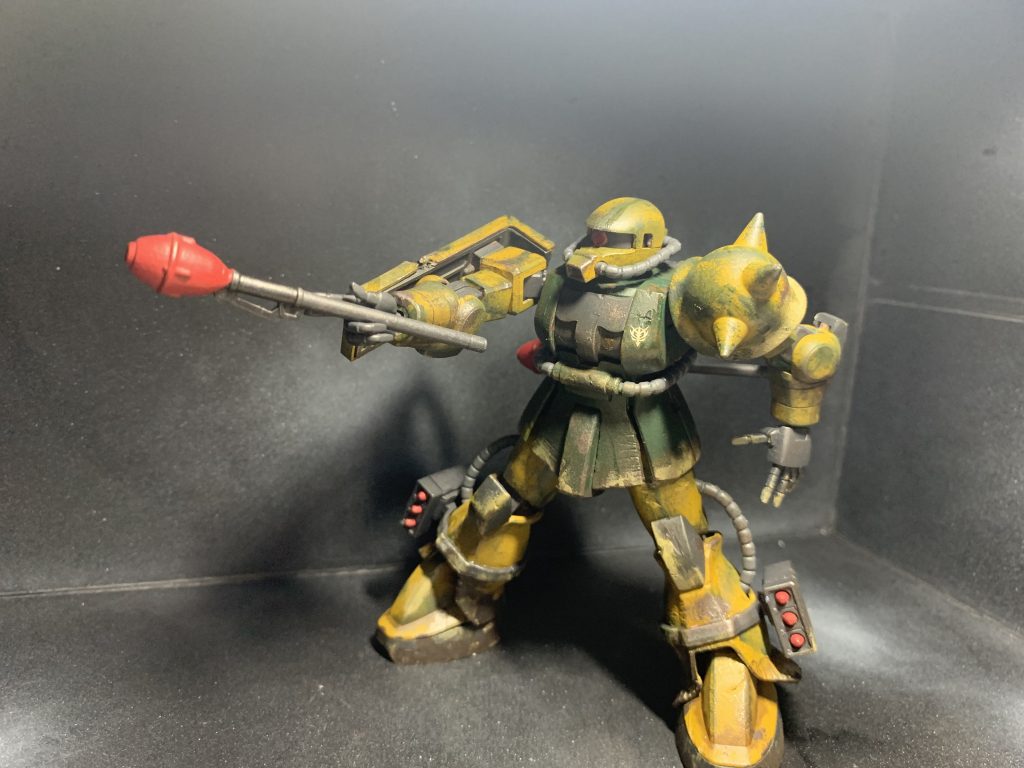 シュツルム・ファウスト用のハンドパーツもついてきますが結構ポロポロ外れるので少しくらいいじっておけば良かったです。