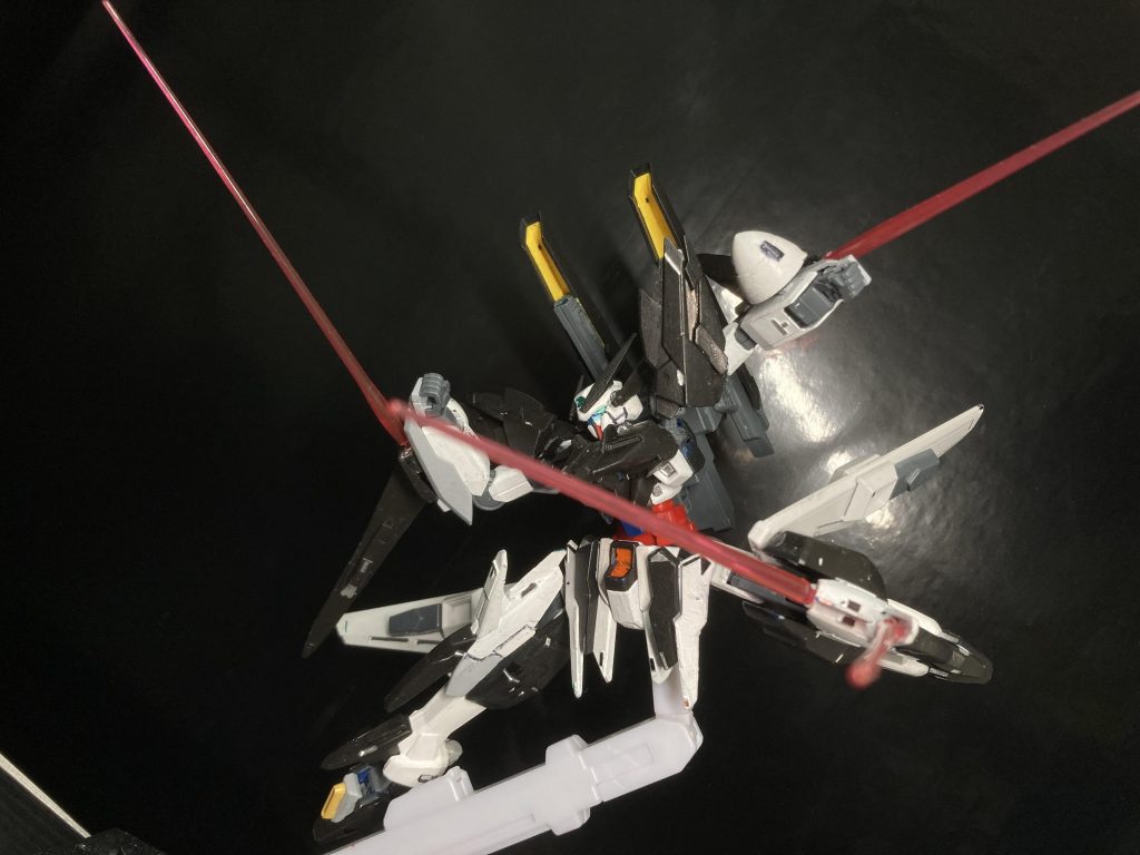 また全身に16個ぐらいあるビームサーベルで強い！になれます（語彙力0）