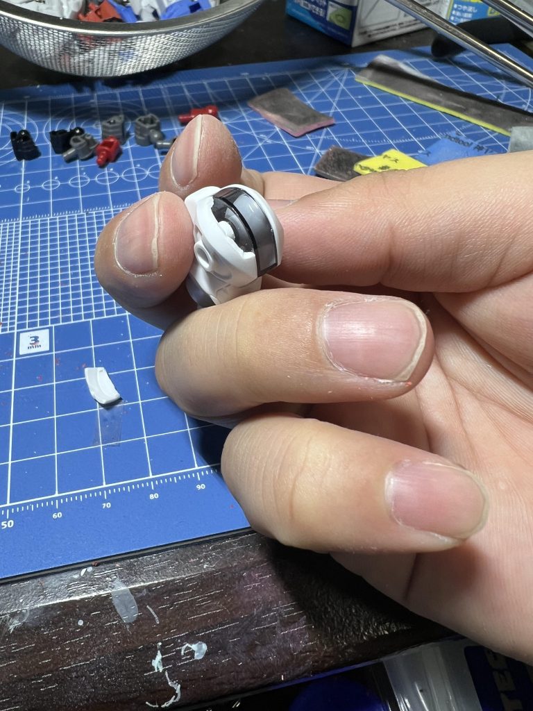 マスキングがめんどかったので、切りました