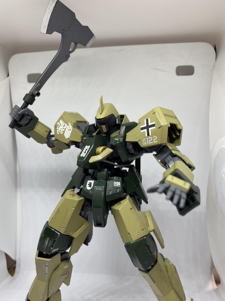 1/100グレイズ–3枚目/制作者：nicelife