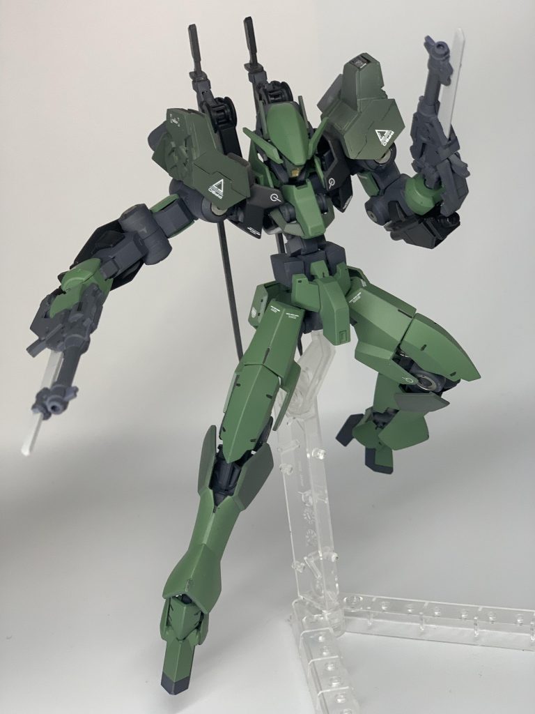 メイン装備は2丁のガンソードです。もう厨2感が好きすぎる