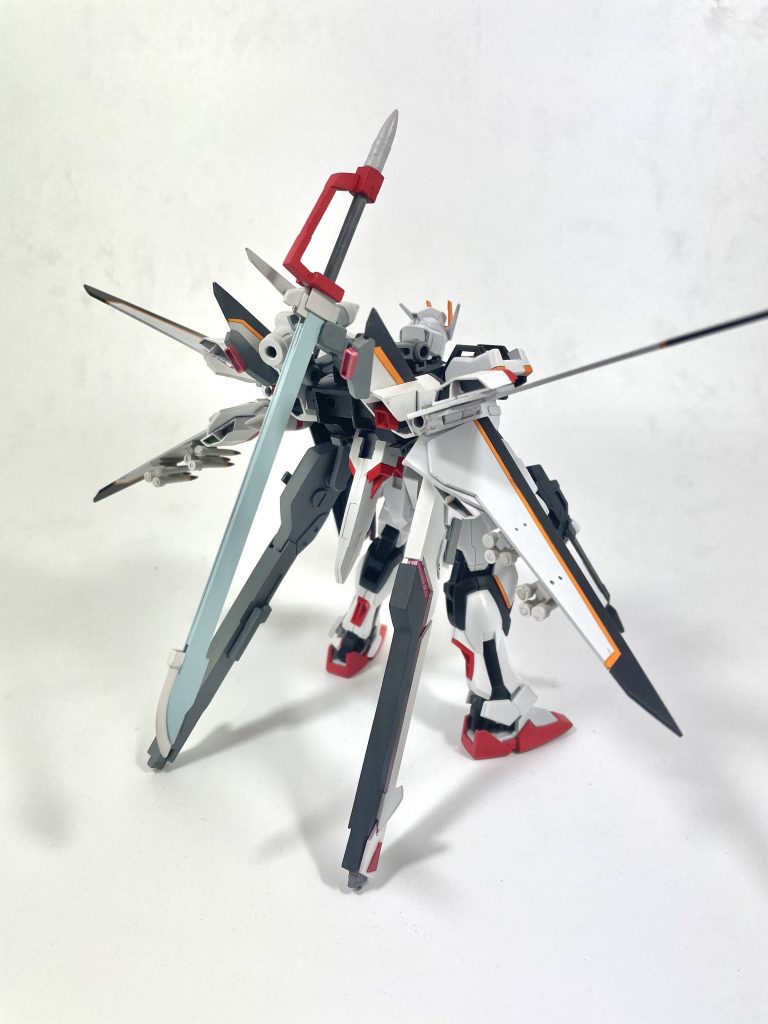 オオトリストライカーを装備。カラーリングを合わせた事もあって専用機感を出せてると思います。※オオトリの武装などは以前投稿した方を参照