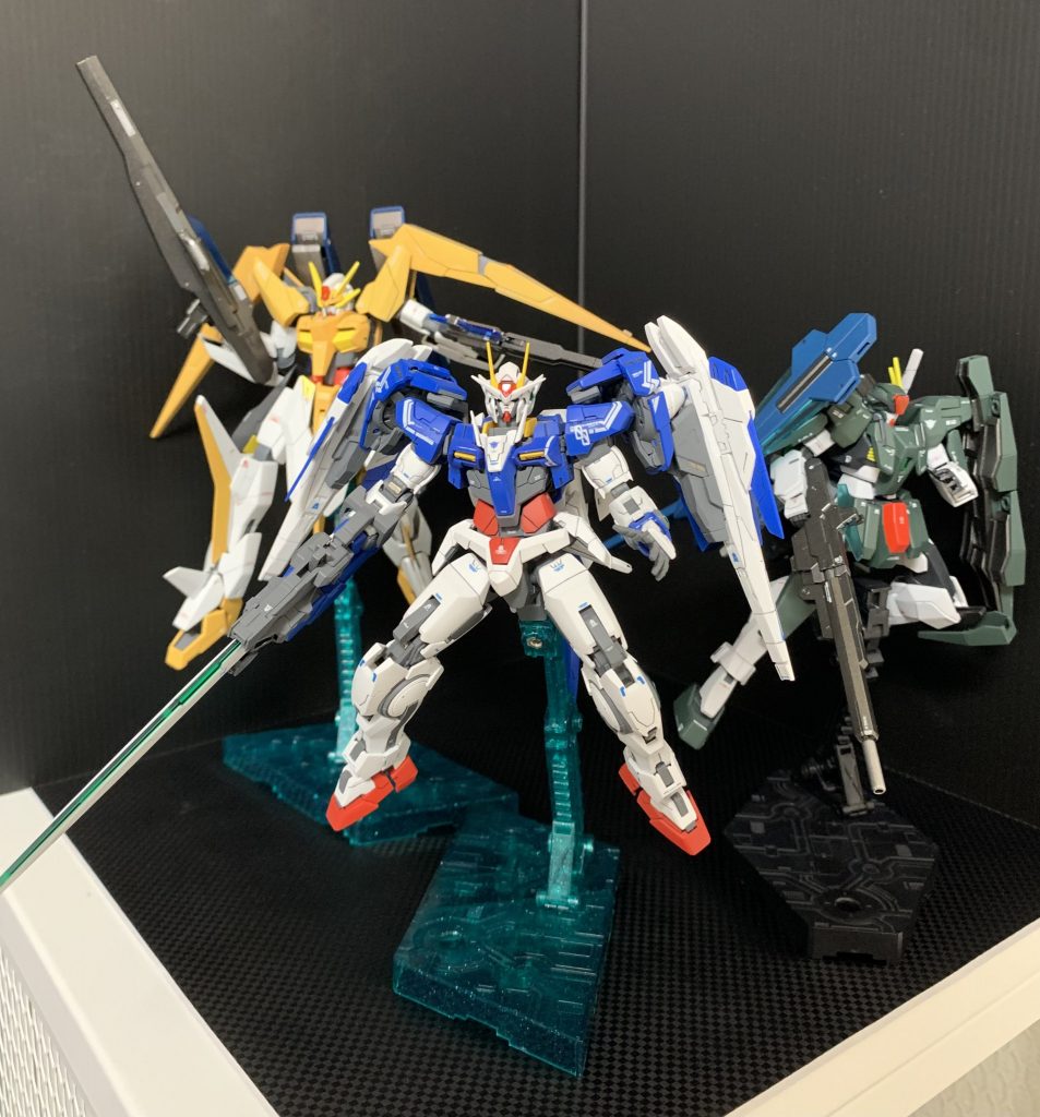これまで作成したダブルオー系で。RGダブルオーライザー、HGアリオスです。あとはセラヴィーですねw