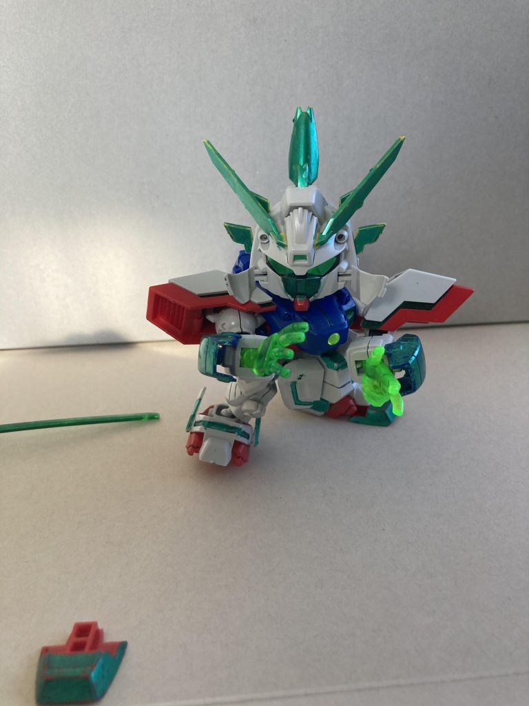 シャイニングで明鏡止水を習得し石破天驚拳を放つことができる。(思いっきり足のパーツ外れてますねw)