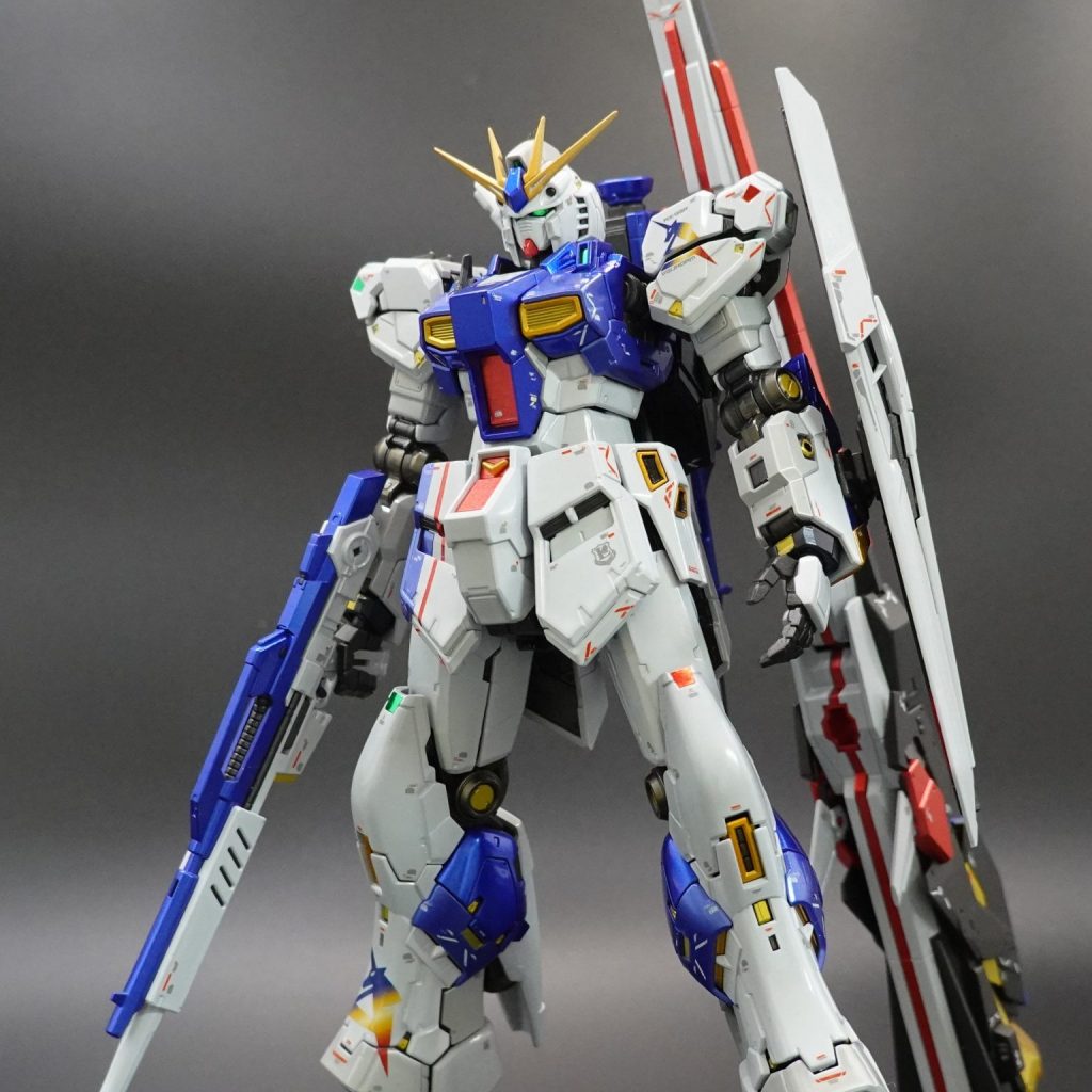 ガンダム 00 高 画質 RG◾️ RX-93ff ν GUNDAM 完成品◾️ニュー