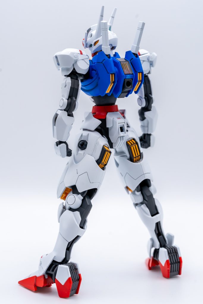 豪鬼の勝利ポーズみたい。