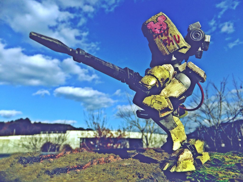 差別化を図る為にシールドのウサギマークの上に(CHUCHU)と殴り書き風に入れて見ました。