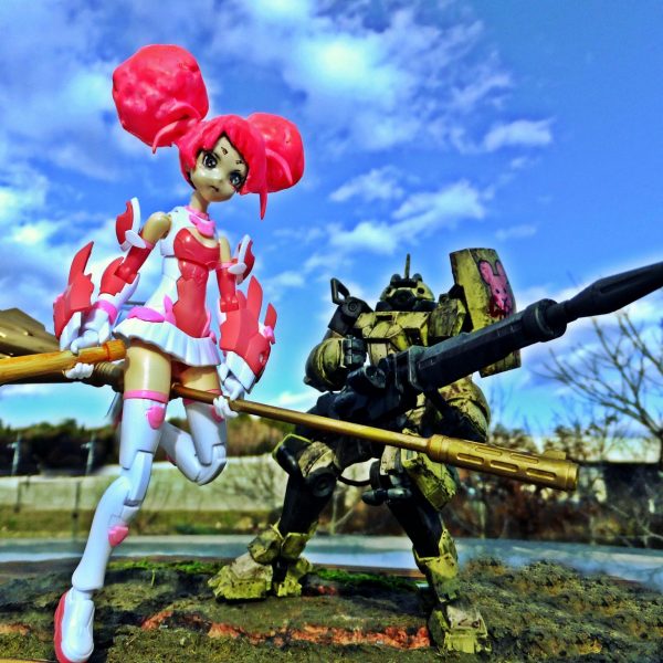 あ～しが三人目の魔女っスよ！（笑）魔女っ子チュチュさんお披露目です。オマケはデミトレーナー屋外塗装塗り替え仕様です。