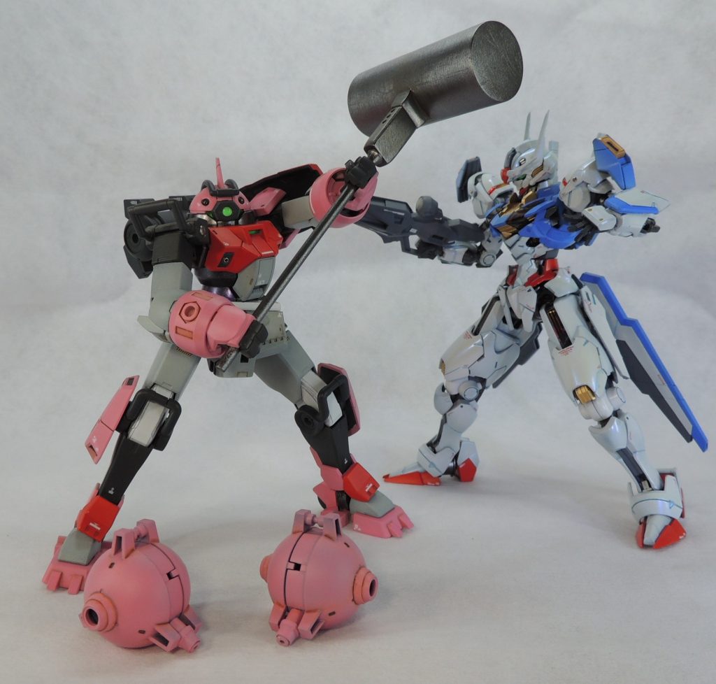 頭部の球体状のパーツは、小型の強力なネオジム磁石で接続しており、小気味よくカチッと定位置に固定できます。