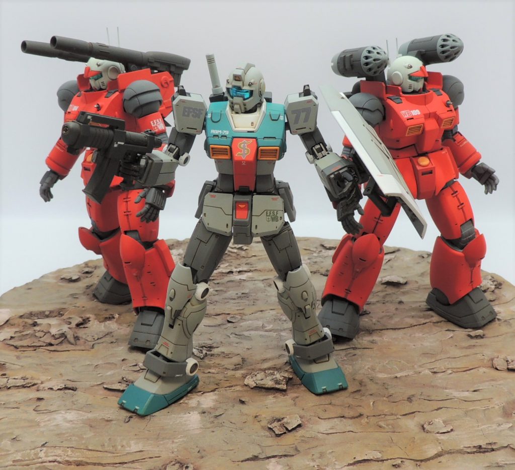 ガンキャノン(カイ機・ハヤト機)との出撃シーンをイメージしてディスプレイ。