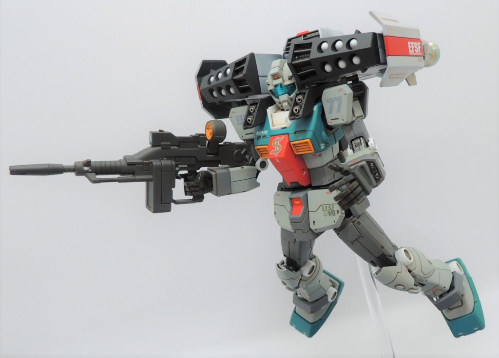 模型的な遊び心で、フェロウ・ブースターを装着。後にコア・ブースターに搭乗することから、ブースター繫がり?ということで想像を膨らませて取り付けてみました。