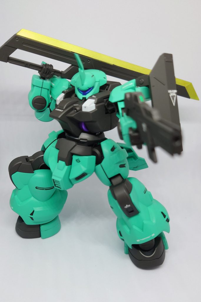 デカールは控えめです。