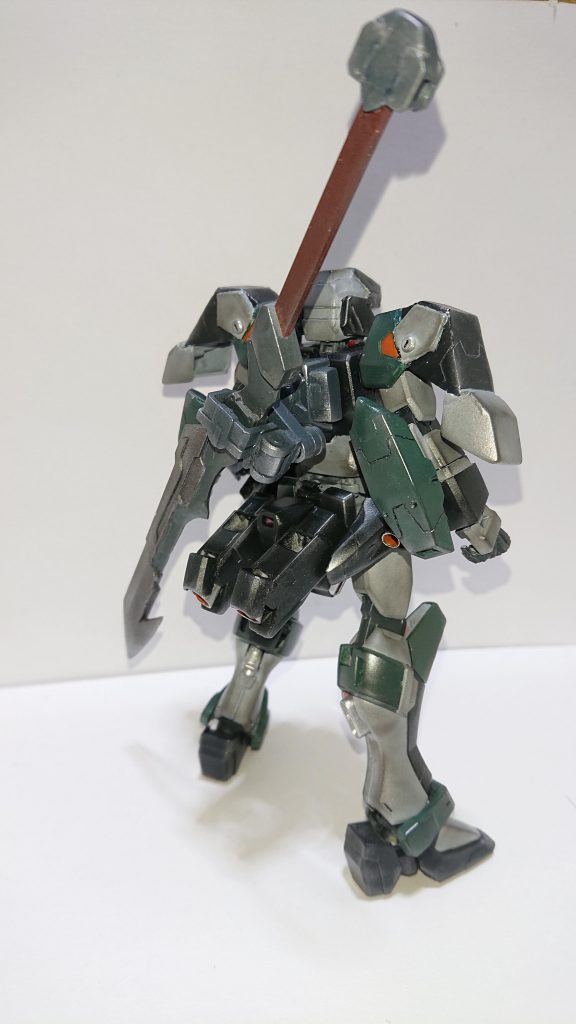 ・両腕のガードはガンダムエイジ3のものを多少加工。・リアのバーニアはケルディムの腕パーツを加工。・サイドバーニアはインフィニットジャスティスのサイドスカート上面をパテで成形。