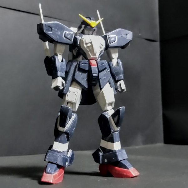 ガンダムシュピーゲルの本体の加工がここまで出来ました😊😊後はいつものプラ板貼りになります！（1枚目）