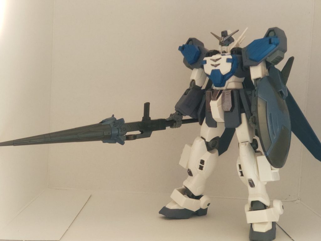 武器を装備、塗り替えている途中でインジャスティスウェポンが合うのではないかと思い装備をさせてみました。