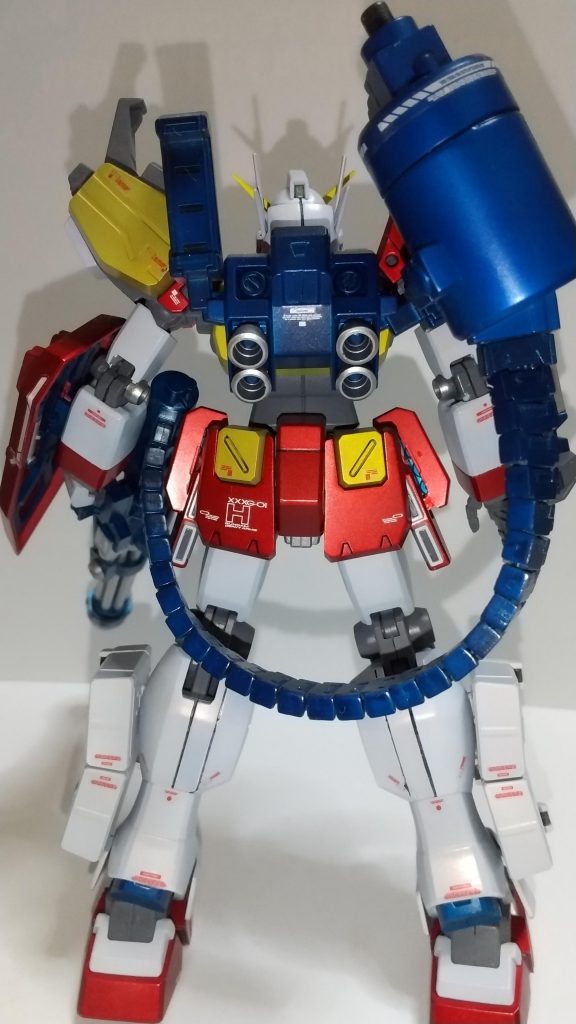 青い部分、途中で調合した塗料が足りなくなり…微妙に色が違う仕上がりに…