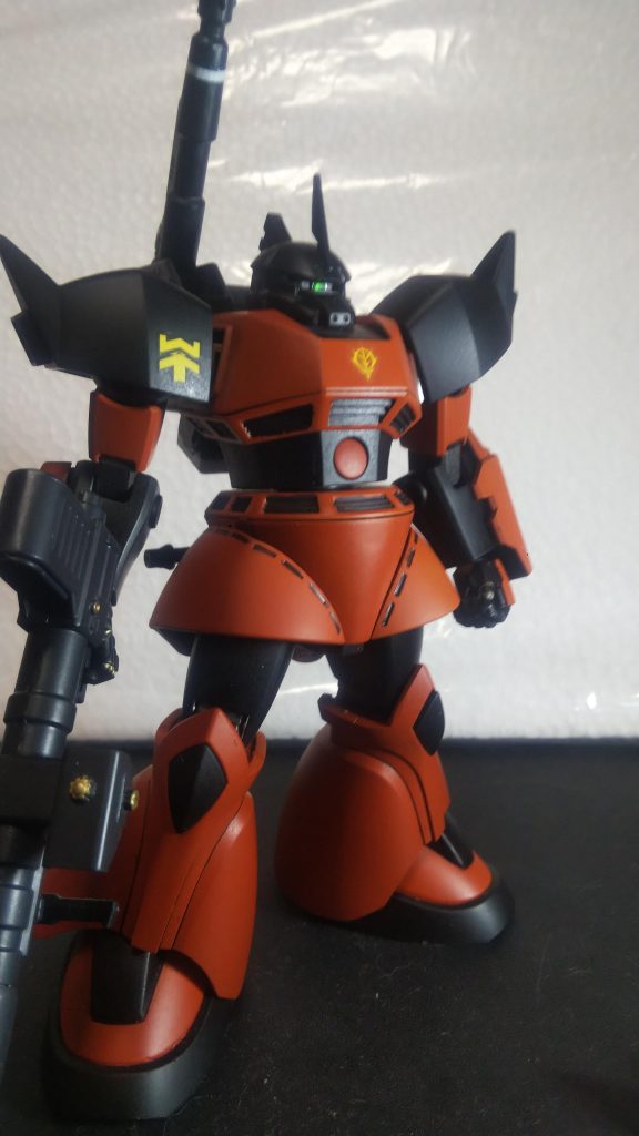 たとえ心を擦りむいても〰️っと言う事で牛歩モデラーのグランパです。今回、報われないエースパイロット列伝第二弾です。ギャビーさんは、優秀なパイロットですが中々陽の目を見ないのでゲルググキャノンを作ってみました。