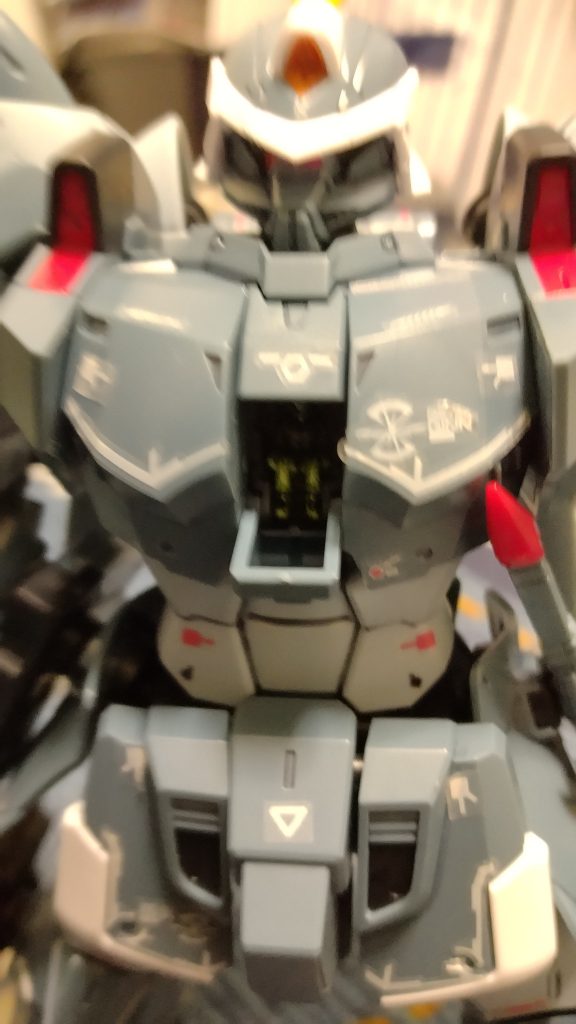 コクピットハッチを開けるとザフト兵が…