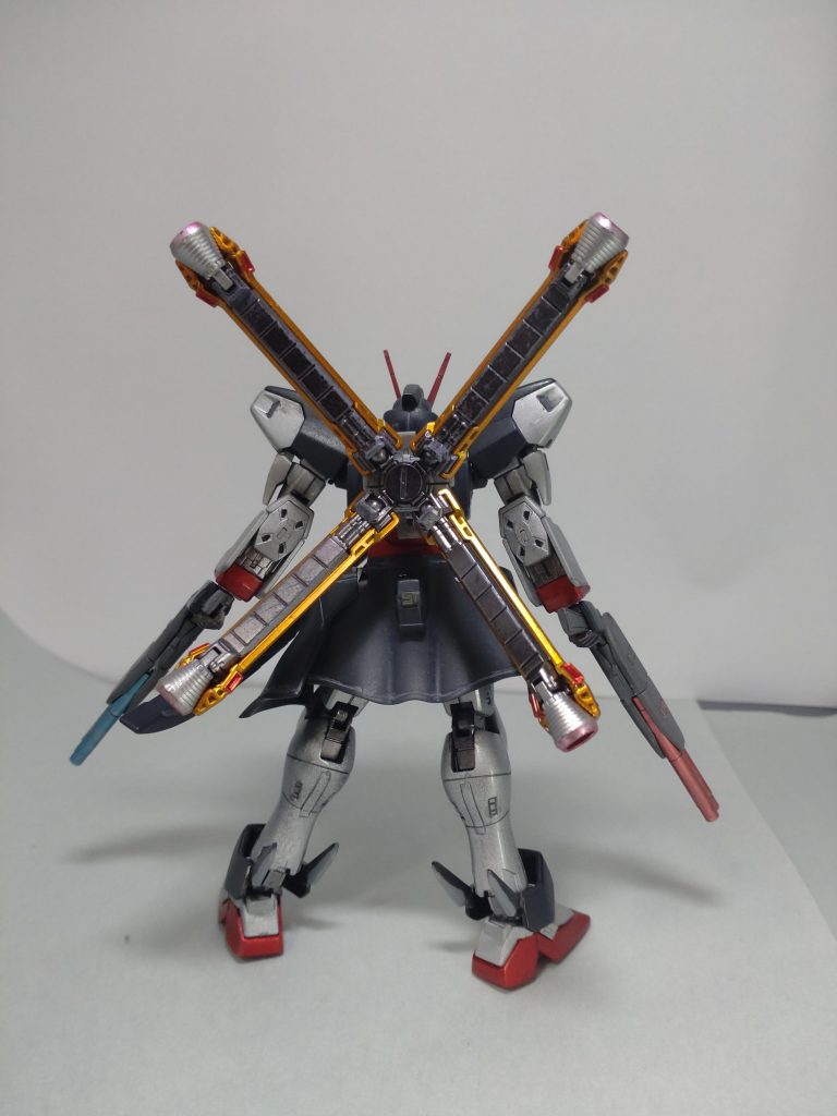 後側リアスカートは、SDのベンジャミンＶ2ガンダム使用してます。海賊繋がりだったんで（笑）