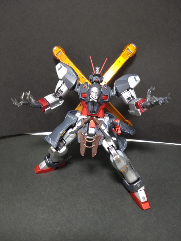 ビーストモード発動じゃー　さあ、血闘（けっとう）しようぜ！！キラーの格闘モードで、手が獣のようになり、アマゾーンの掛け声で敵に肉弾戦を挑む。