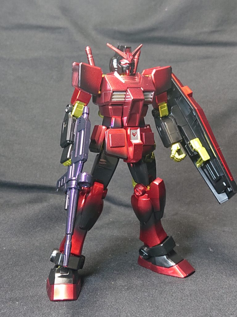 ガンダム–3枚目/制作者：マイクラ