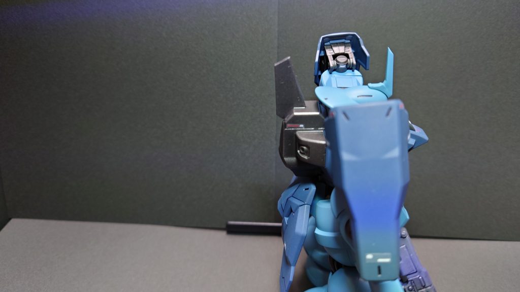 フィンをカットして、小型化していますあんまり大きいと近接時ジャマになりそうなので